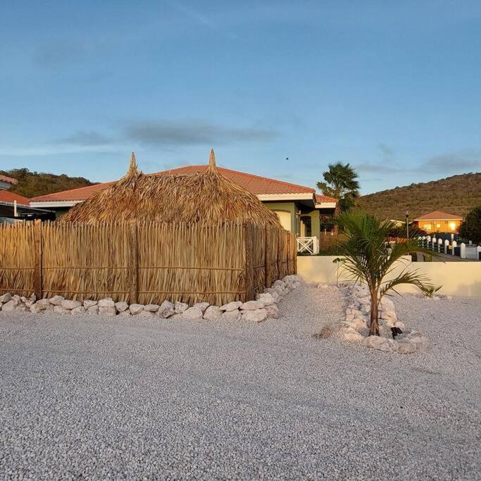 CASA ANTONIA Villapark Fontein mit Salzwasserpool Exterior foto